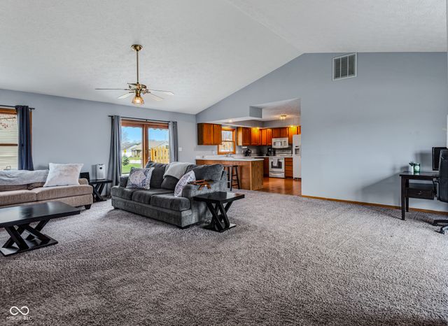 3316 Cox Lane, Columbus, IN 47203