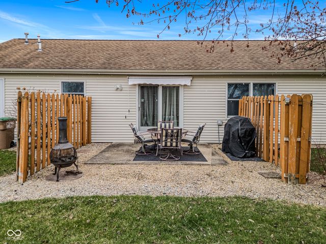 3316 Cox Lane, Columbus, IN 47203