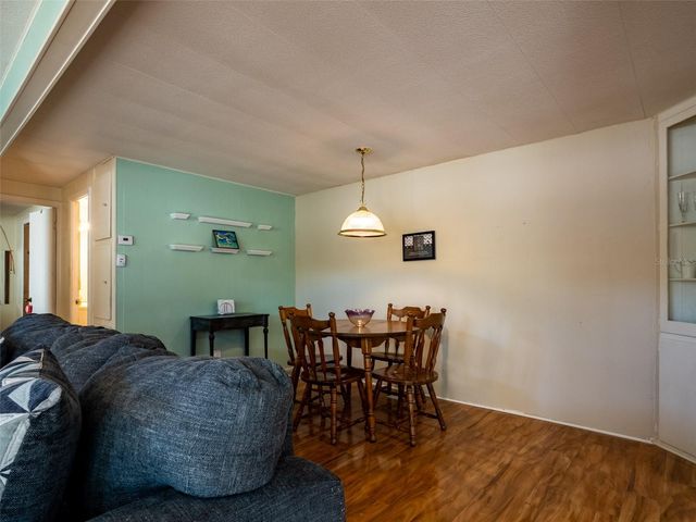 401 DENICE DRIVE 401, Seminole, FL 33772