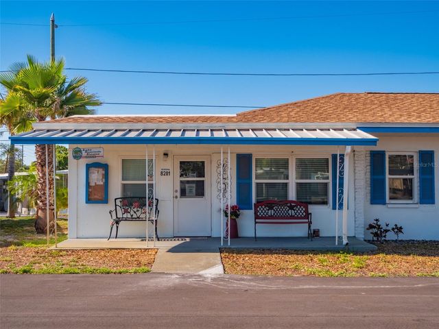 401 DENICE DRIVE 401, Seminole, FL 33772