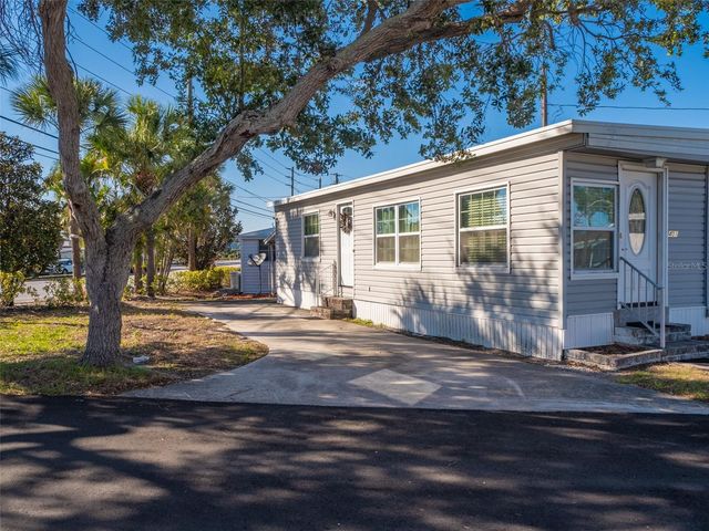 401 DENICE DRIVE 401, Seminole, FL 33772