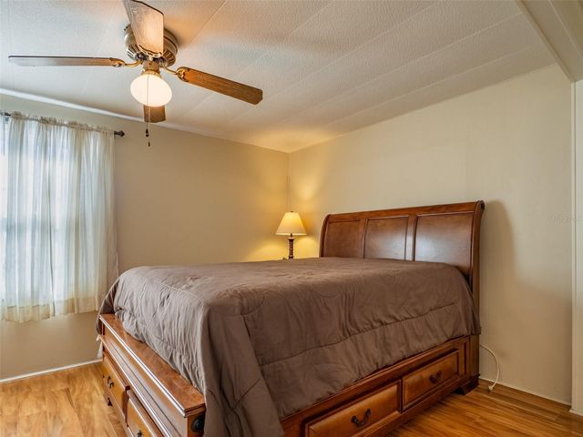 401 DENICE DRIVE 401, Seminole, FL 33772