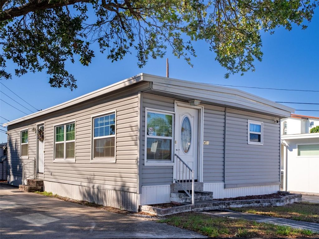401 DENICE DRIVE 401, Seminole, FL 33772