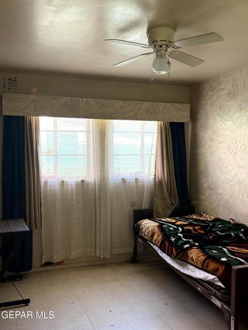 228 MANGO Road, El Paso, TX 79915