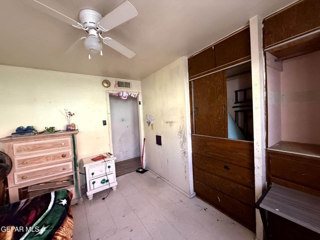 228 MANGO Road, El Paso, TX 79915