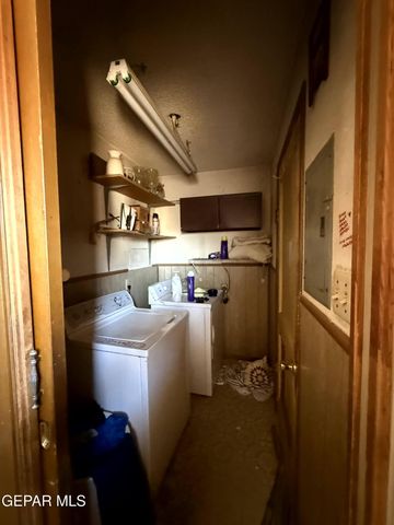 228 MANGO Road, El Paso, TX 79915