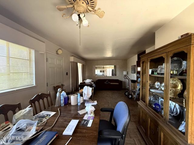 228 MANGO Road, El Paso, TX 79915