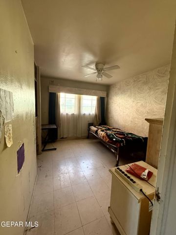 228 MANGO Road, El Paso, TX 79915