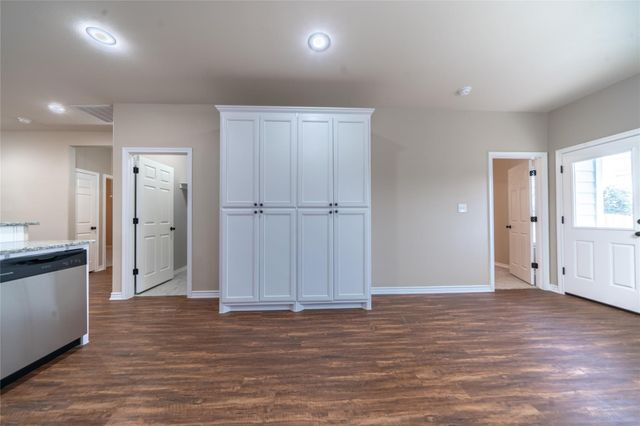 1030 W Gandy Street, Denison, TX 75020