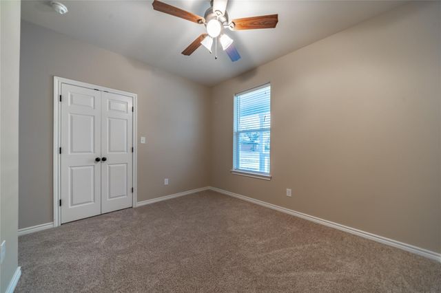 1030 W Gandy Street, Denison, TX 75020