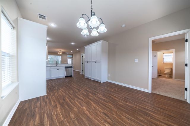 1030 W Gandy Street, Denison, TX 75020