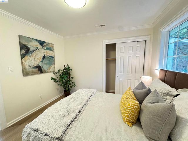 908 Higate Dr, Daly City, CA 94015
