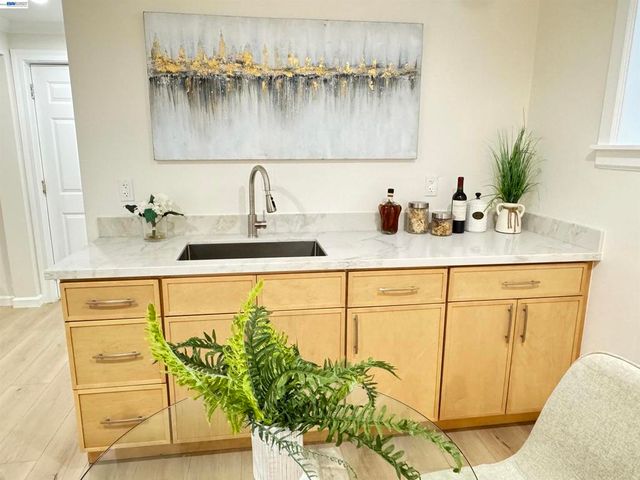 908 Higate Dr, Daly City, CA 94015
