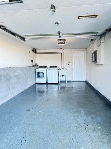 908 Higate Dr, Daly City, CA 94015
