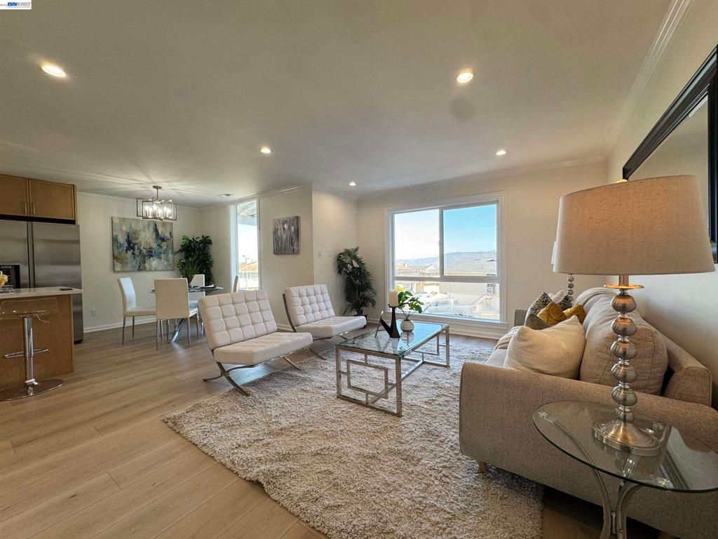 908 Higate Dr, Daly City, CA 94015