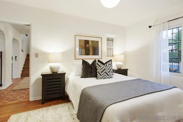 2854 Albatross Street, San Diego, CA 92103