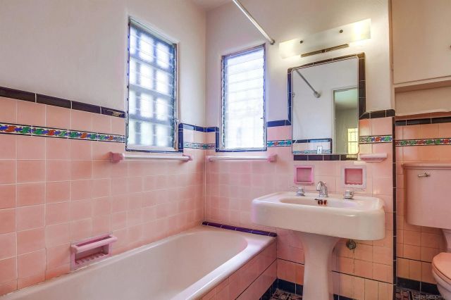 2854 Albatross Street, San Diego, CA 92103