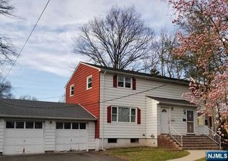 237 Bradley Avenue 235, Bergenfield, NJ 07621