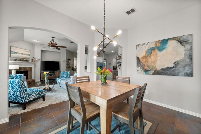 905 Killian Drive, Mansfield, TX 76063
