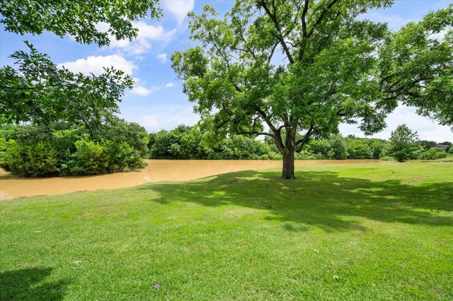 905 Killian Drive, Mansfield, TX 76063