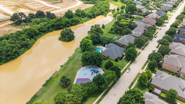 905 Killian Drive, Mansfield, TX 76063