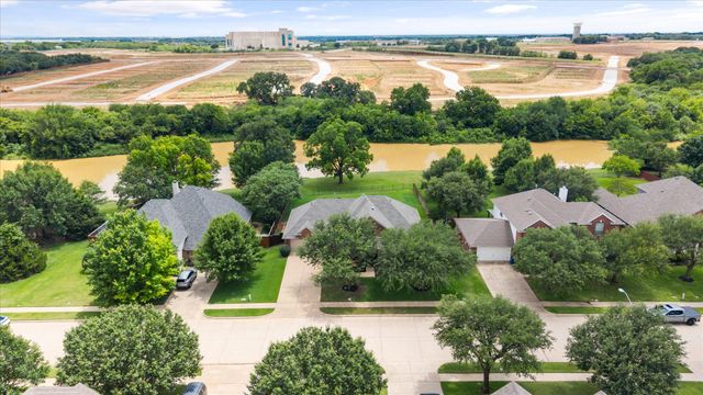 905 Killian Drive, Mansfield, TX 76063