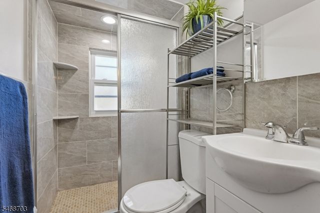 47 Freeman Pl, Nutley Twp., NJ 07110