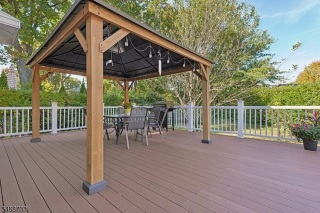 47 Freeman Pl, Nutley Twp., NJ 07110