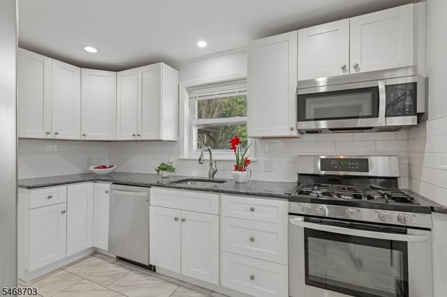 47 Freeman Pl, Nutley Twp., NJ 07110