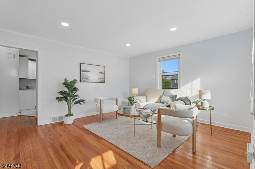 47 Freeman Pl, Nutley Twp., NJ 07110