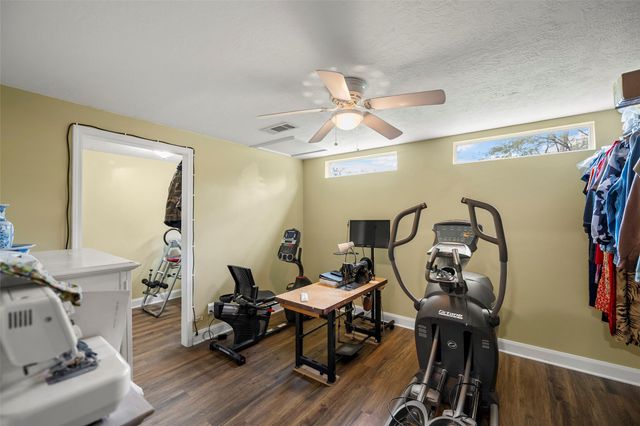 9910 Caddo Trail, Magnolia, TX 77354