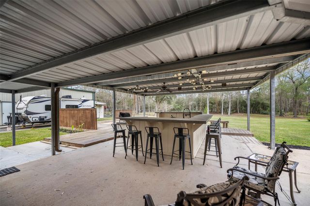 9910 Caddo Trail, Magnolia, TX 77354