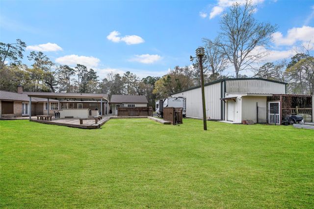 9910 Caddo Trail, Magnolia, TX 77354