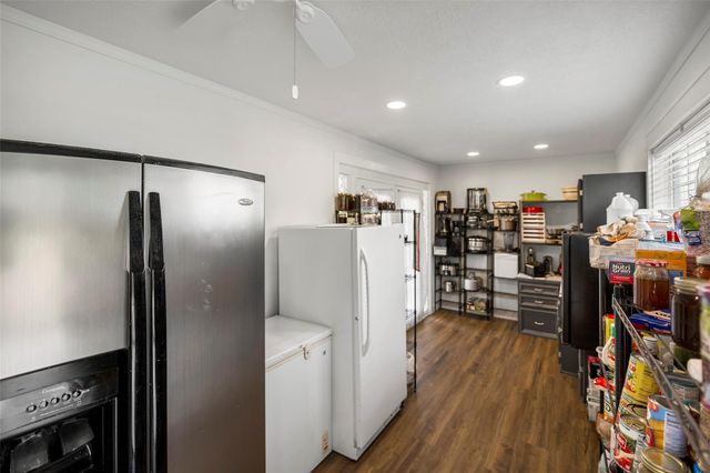 9910 Caddo Trail, Magnolia, TX 77354