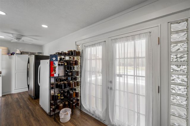 9910 Caddo Trail, Magnolia, TX 77354