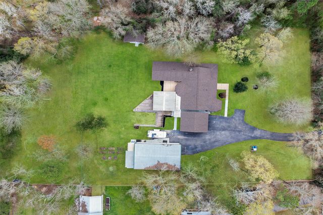 9910 Caddo Trail, Magnolia, TX 77354