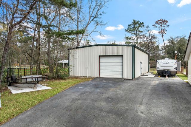 9910 Caddo Trail, Magnolia, TX 77354