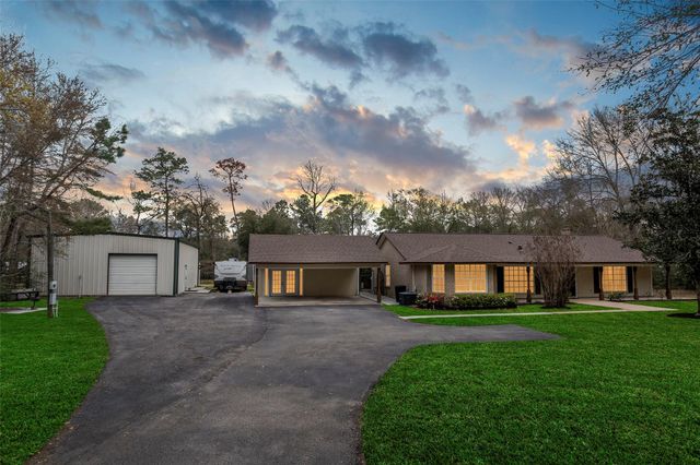 9910 Caddo Trail, Magnolia, TX 77354