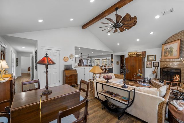 9910 Caddo Trail, Magnolia, TX 77354