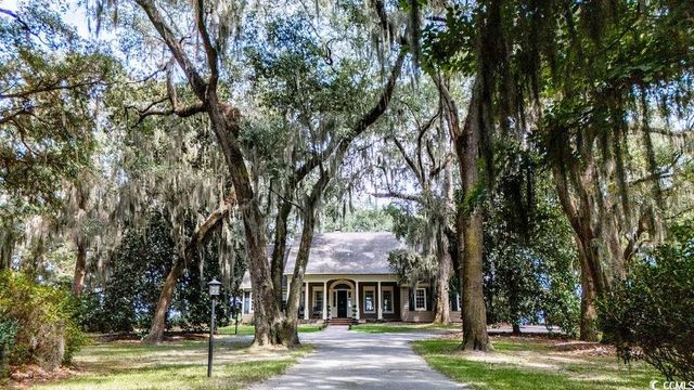 762 Wraggs Ferry Rd., Georgetown, SC 29440