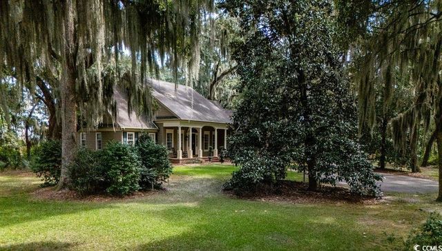 762 Wraggs Ferry Rd., Georgetown, SC 29440