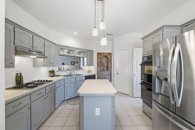 410 Morning Dove Drive, Duncanville, TX 75137