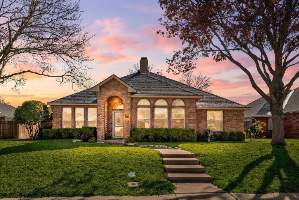 410 Morning Dove Drive, Duncanville, TX 75137