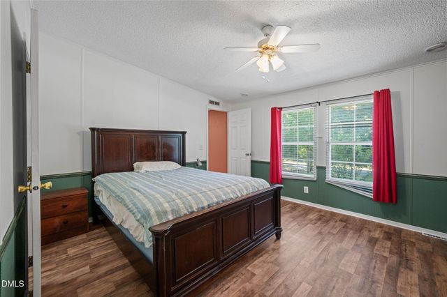 913 Silas Moore Road, Benson, NC 27504