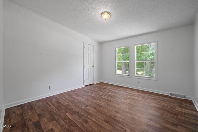 913 Silas Moore Road, Benson, NC 27504
