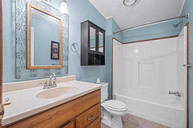 913 Silas Moore Road, Benson, NC 27504