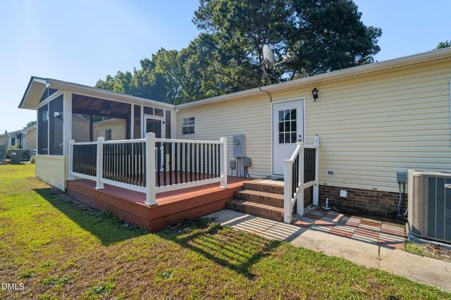 913 Silas Moore Road, Benson, NC 27504