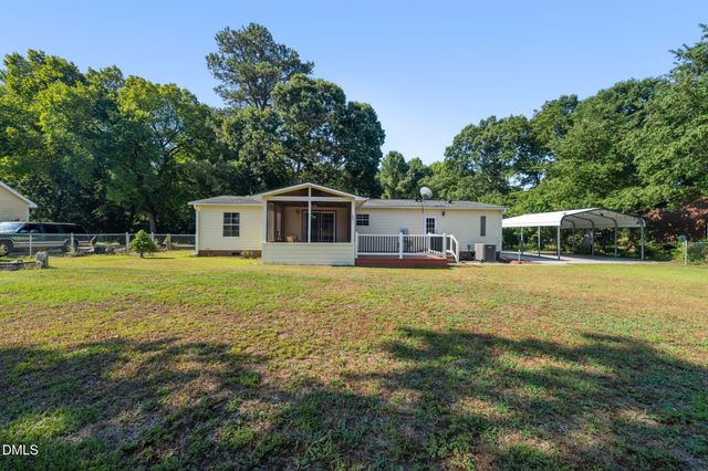 913 Silas Moore Road, Benson, NC 27504