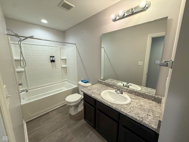 8836 Kipling Drive, Indianapolis, IN 46239