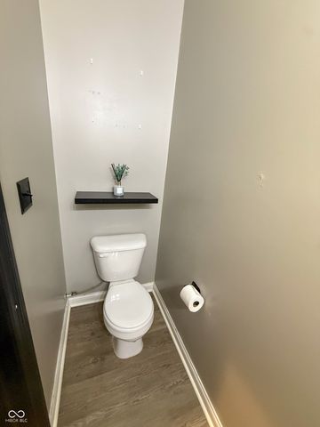8836 Kipling Drive, Indianapolis, IN 46239